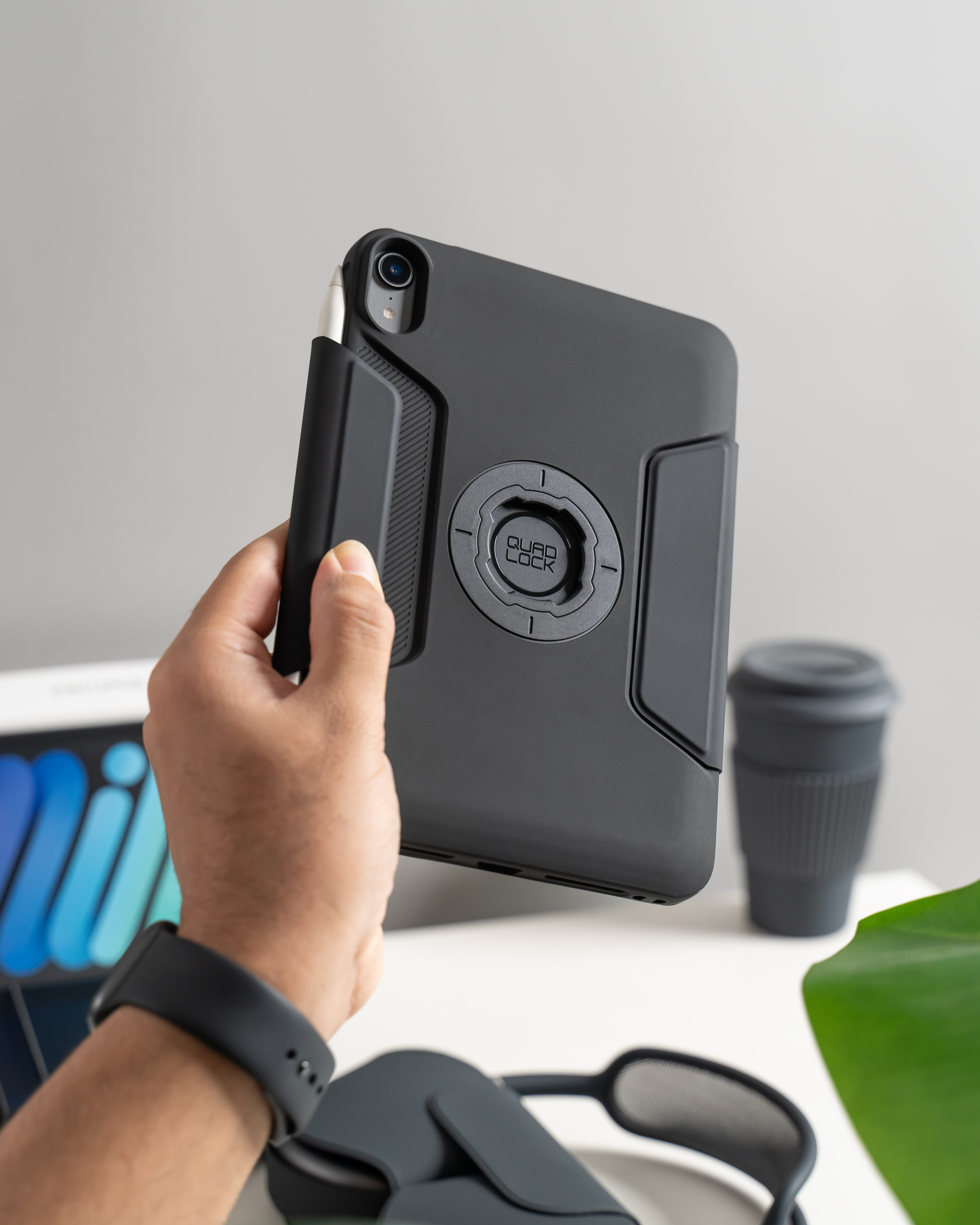 Quad Lock MAG iPad Mini 6 Case and Folio - Good Design